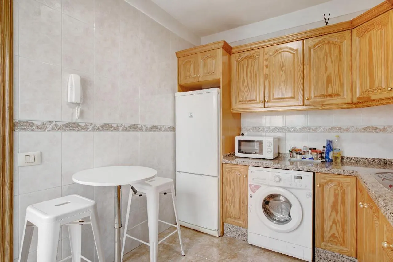 Ferienhaus 3 Bedroom Apartment Near Sta Cruz Santa Cruz de Tenerife